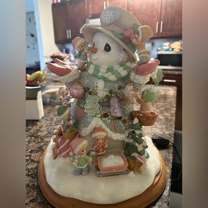 Precious moments “building something special” snowman